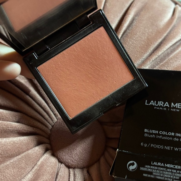 Laura Mercier Blush Color Infusion Peach - Picture 6 of 13